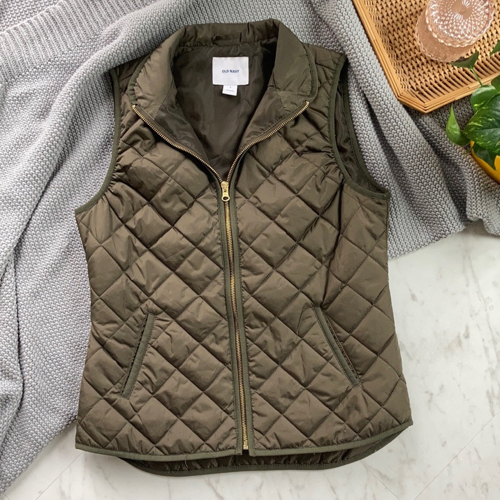 Old Navy Quilted Vest